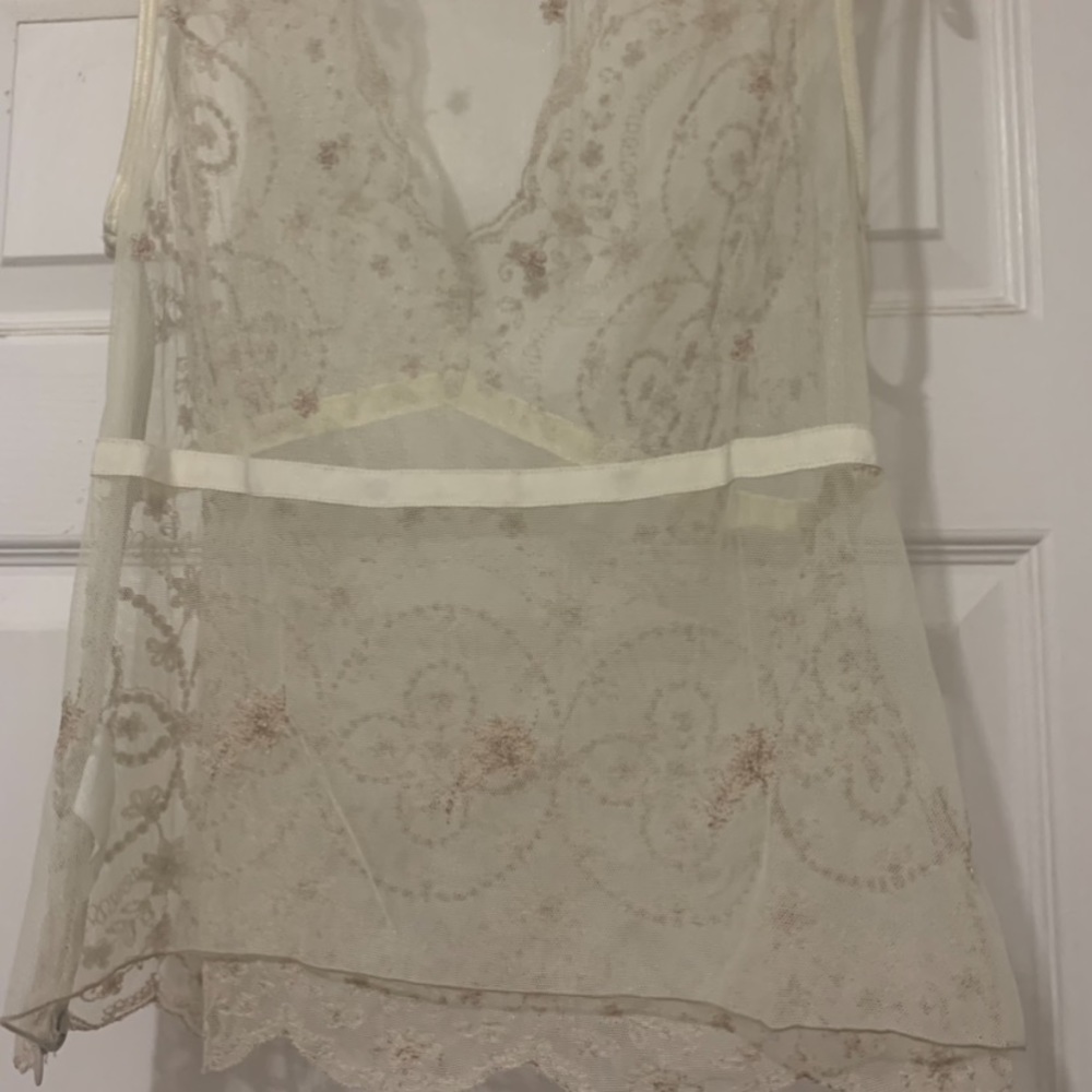 SOLD on Mercari Karen Kane Lace top. Size L. - Picture 6 of 14
